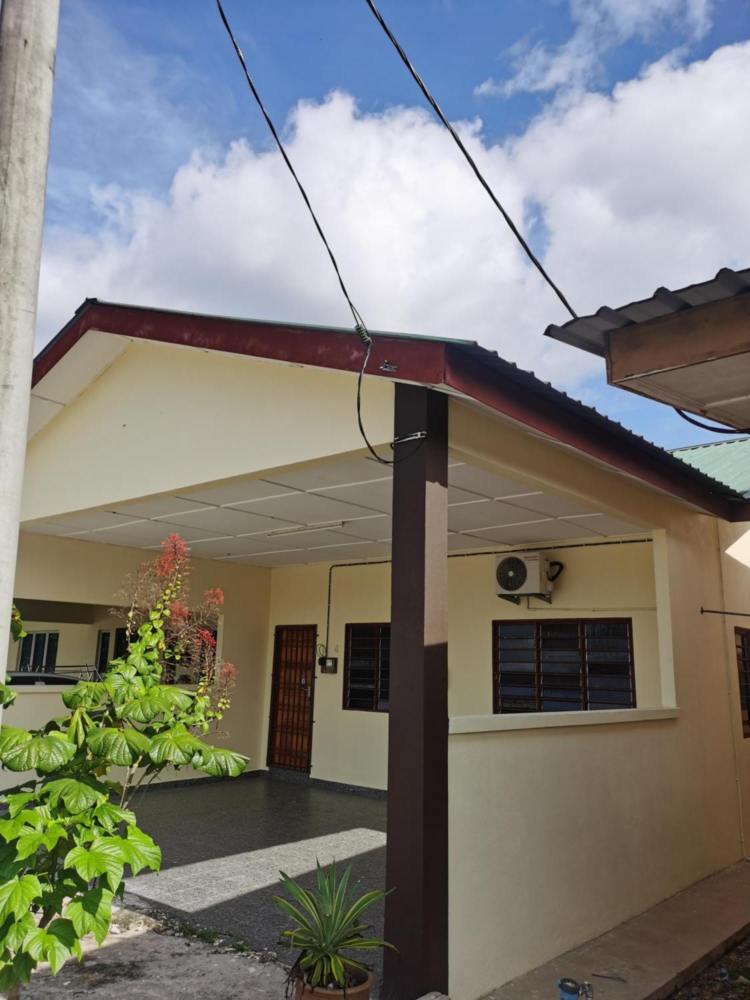 Homestay Che Wan Куантан Екстериор снимка